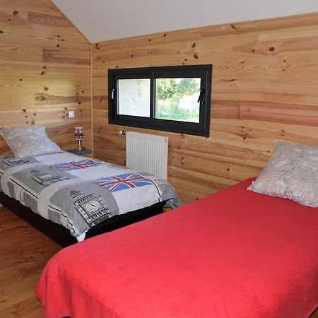 Gite A La Ferme, Au Coeur Du Mene Laurenan Bagian luar foto